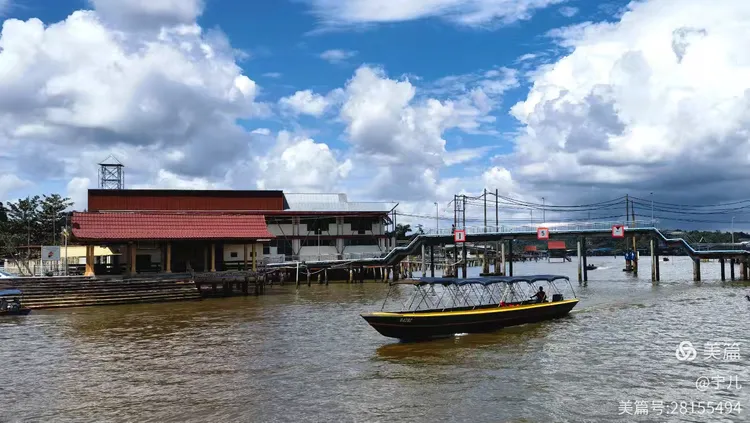 文莱河,水上人家